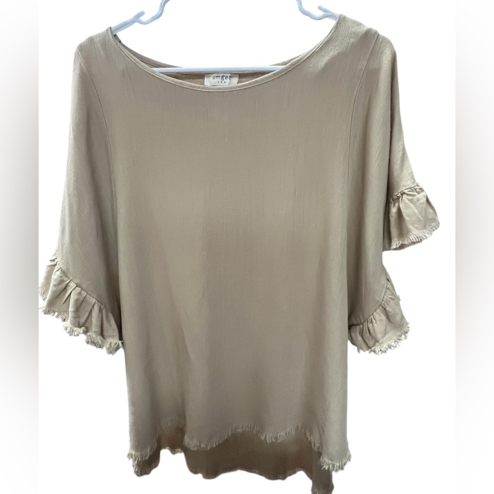 Umgee Tan Ruffle Sleeve Blouse raw edges size L 55% linen